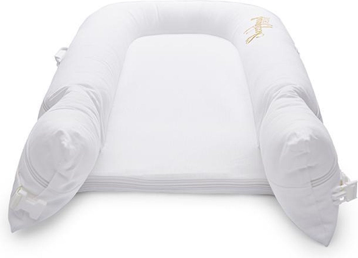 Sleepyhead Deluxe+ Baby Pod, 0-8 months - Pristine White