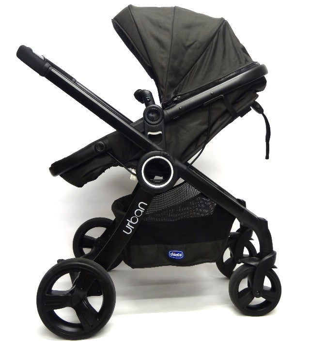 Chicco Urban Plus Travel System in Anthracite