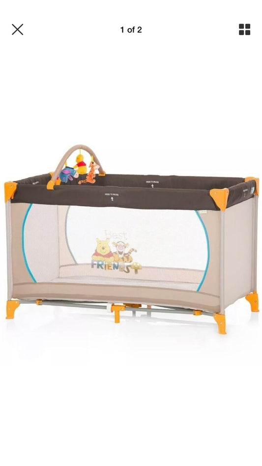 Hauck Travel Disney Winnie The Pooh Travel Cot Dream N Play Go