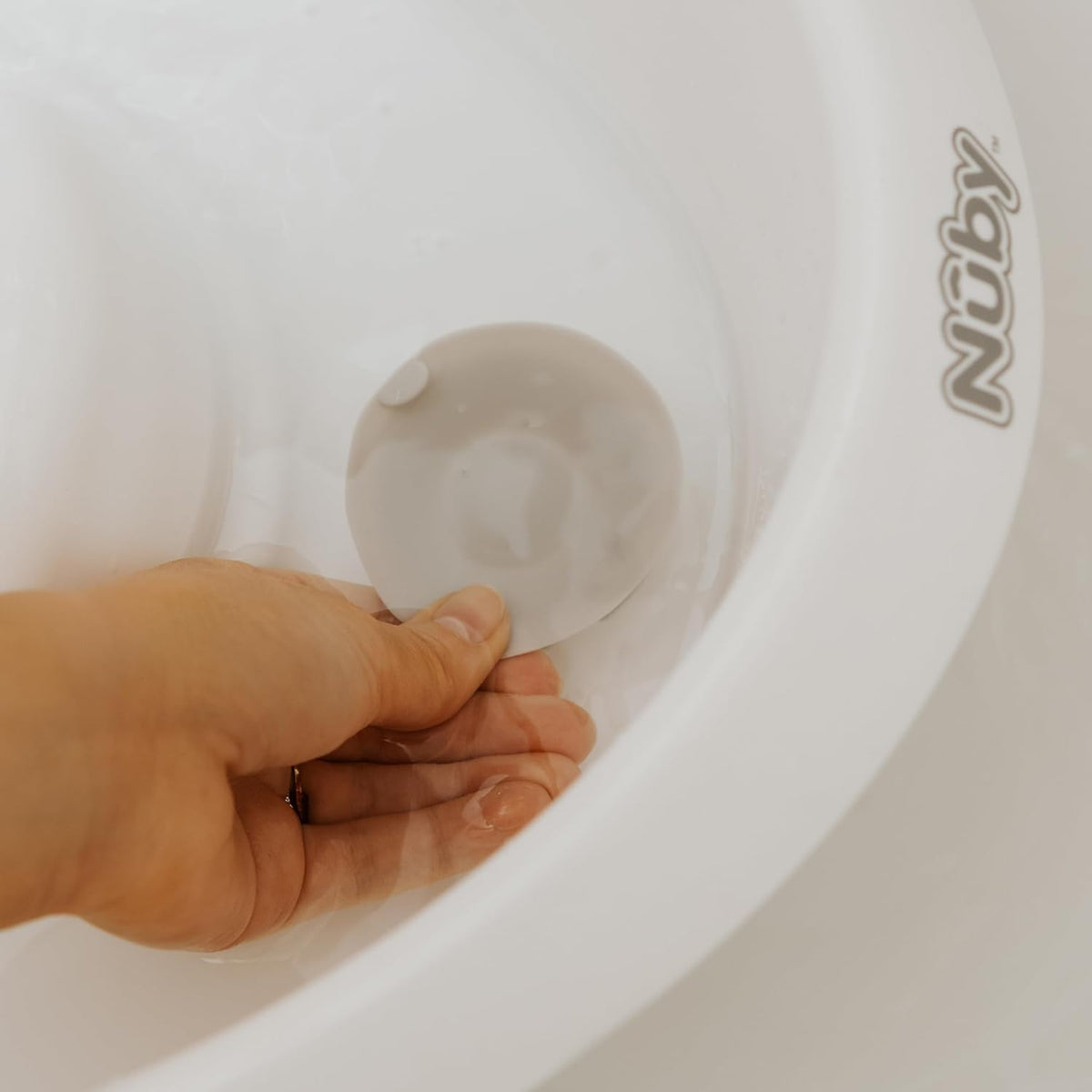 Nuby Newborn Baby Bath with Anti-Slip Support