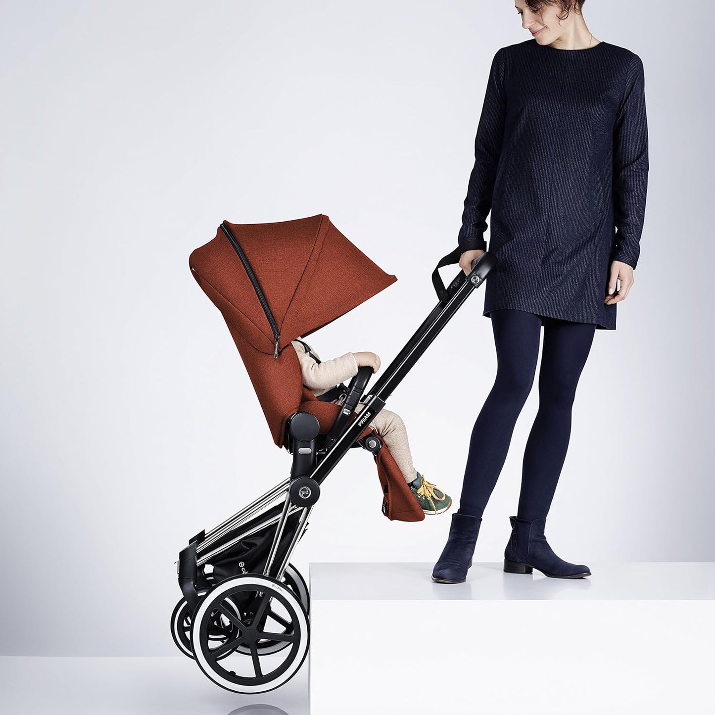 Cybex Platinum Priam & Carrycot- Mirage Grey