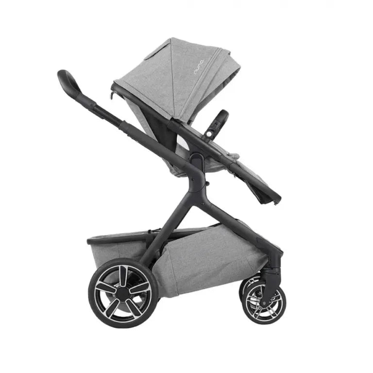 Nuna Demi Grow Pushchair + CarryCot Bundle – Frost