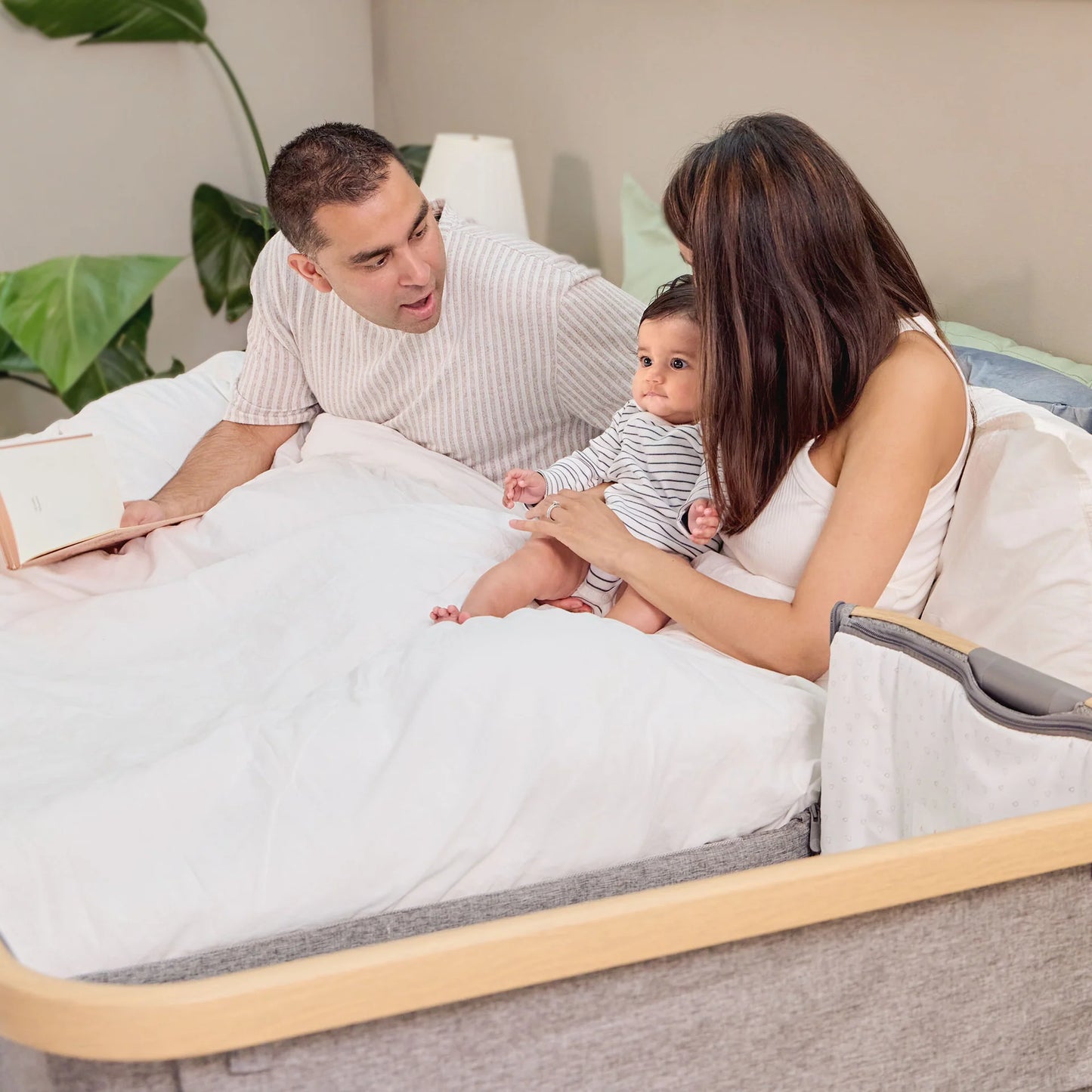 CoZee Bedside Crib - Charcoal