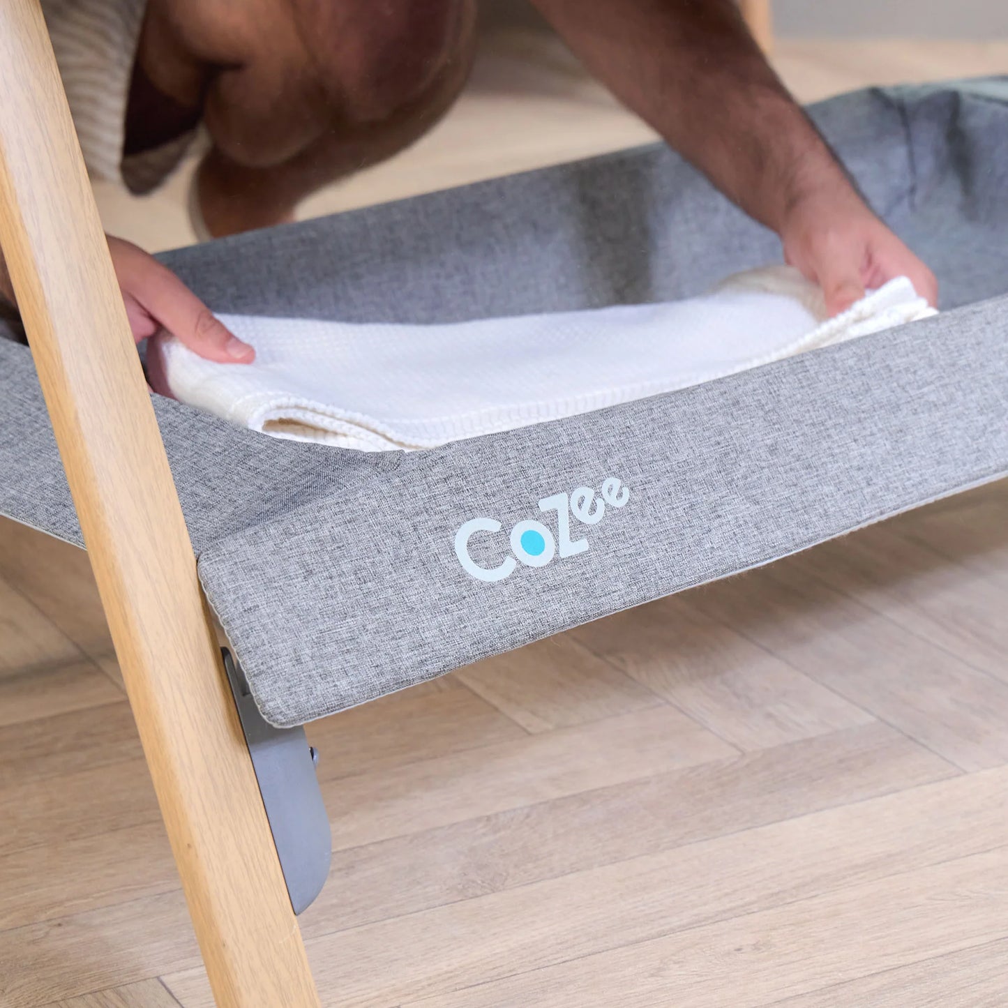 CoZee Bedside Crib - Charcoal